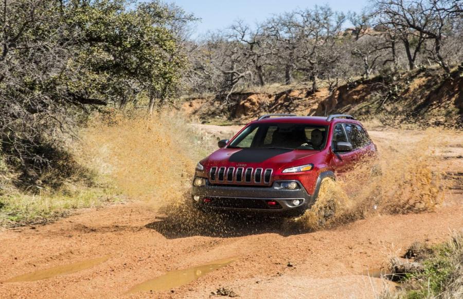  Jeep Cherokee 2014 года  (фото 24 из 88)